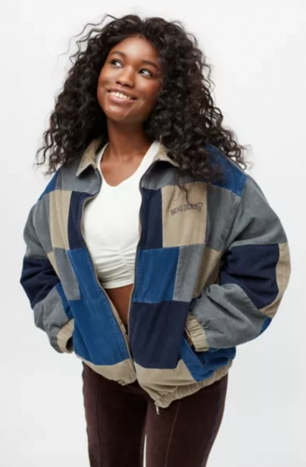 Harrington jacket dengan detail patchwork